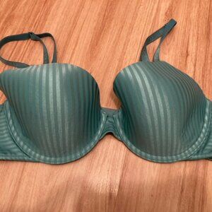 Victoria's Secret Bra 38B